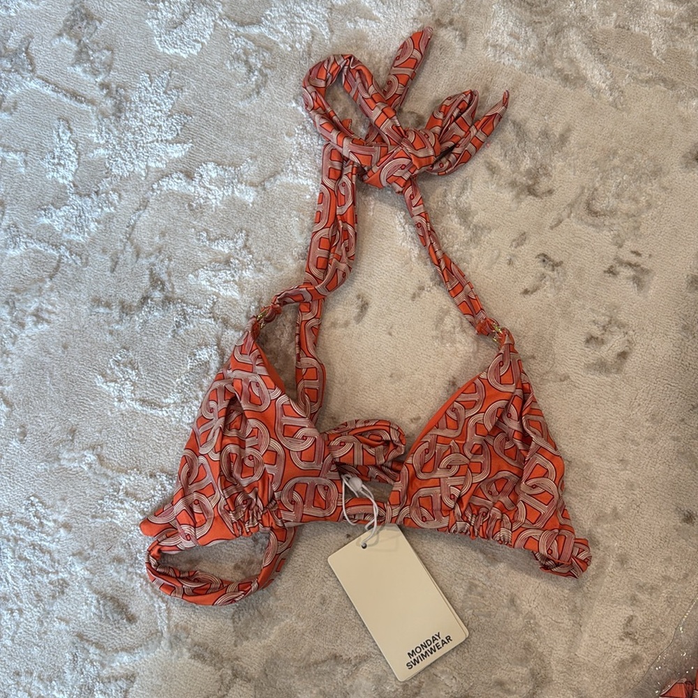 BNWT MONDAY SWIMWEAR BIKINI SET - Picture 10 of 11